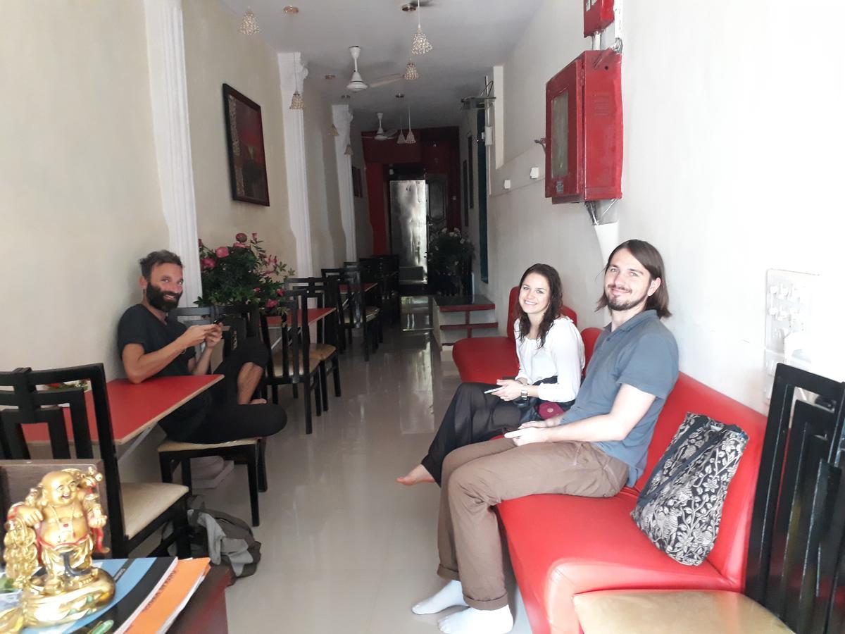 Town Hostel Mumbai - Ac Dormitory Екстериор снимка