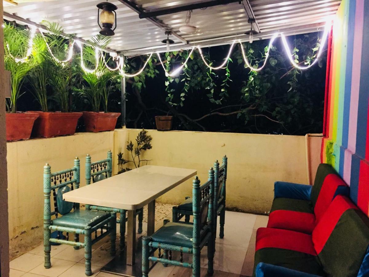 Town Hostel Mumbai - Ac Dormitory Екстериор снимка